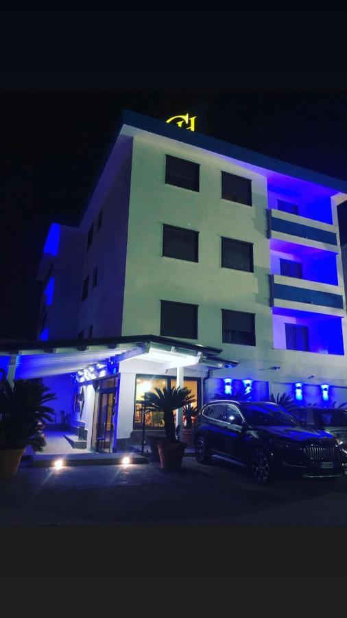 Hotel Clinton Casoria Buitenkant foto