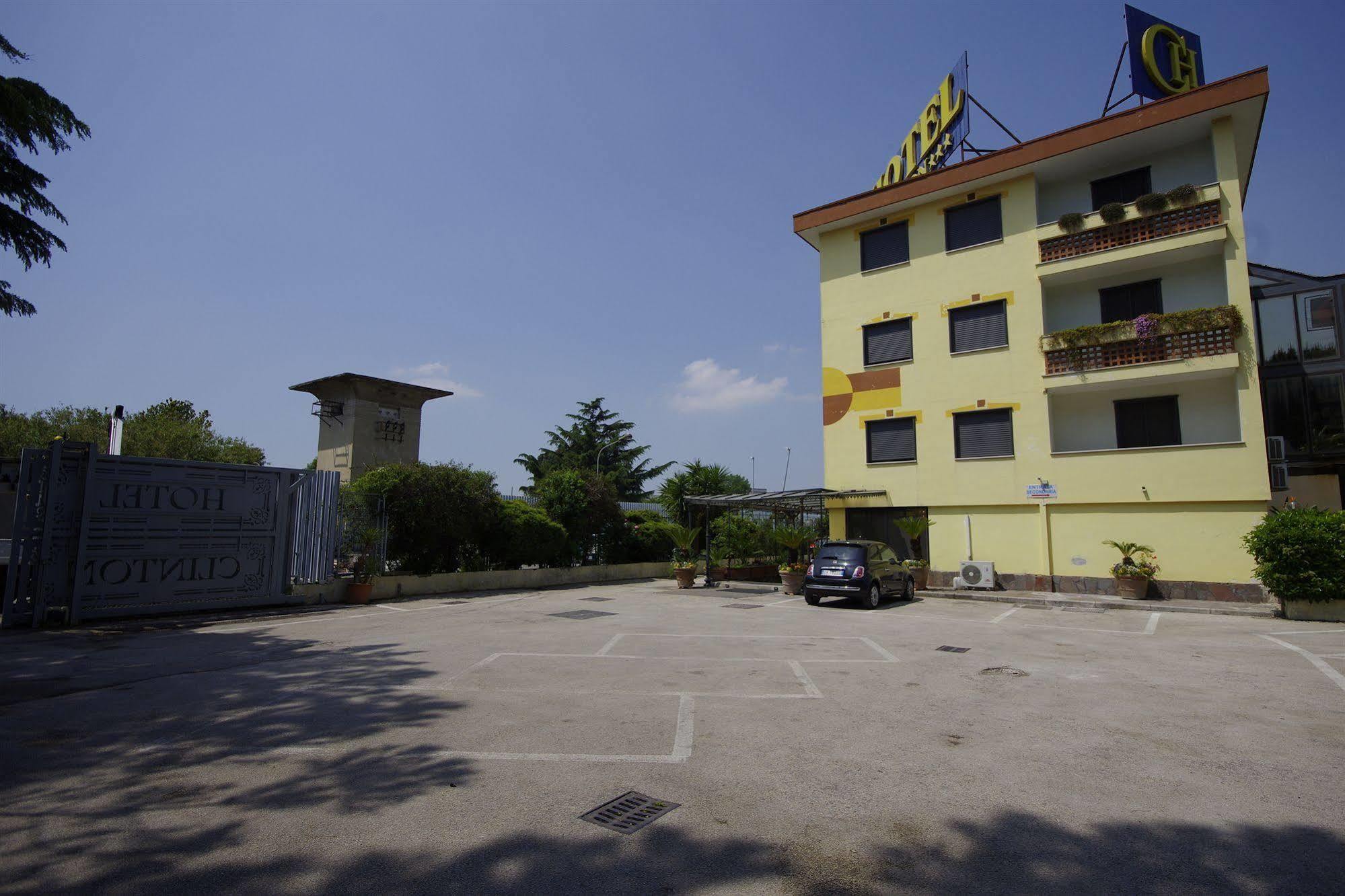 Hotel Clinton Casoria Buitenkant foto