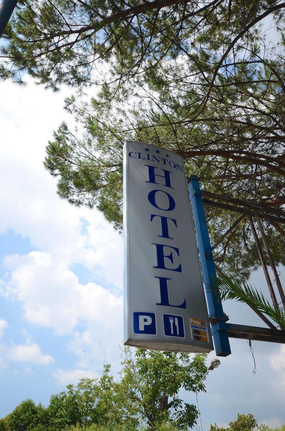 Hotel Clinton Casoria Buitenkant foto