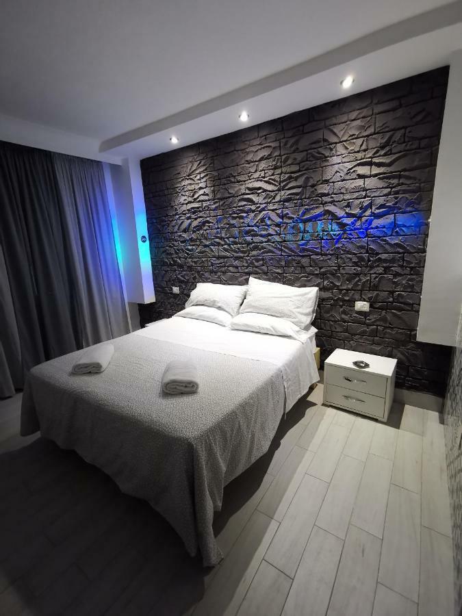 Hotel Clinton Casoria Buitenkant foto